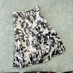 vintage y2k black/white floral low rise asymm sun skirt midi classic 8 WHBM